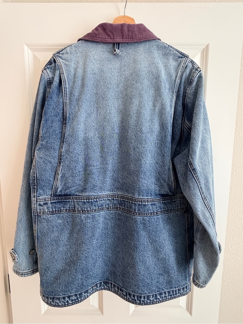 J.Crew Relaxed Barn Jacket in Denim Corduroy Collar In Lily Wash Cotton M - Picture 2 of 8